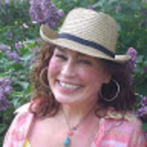 Meet your Posher, Laurie